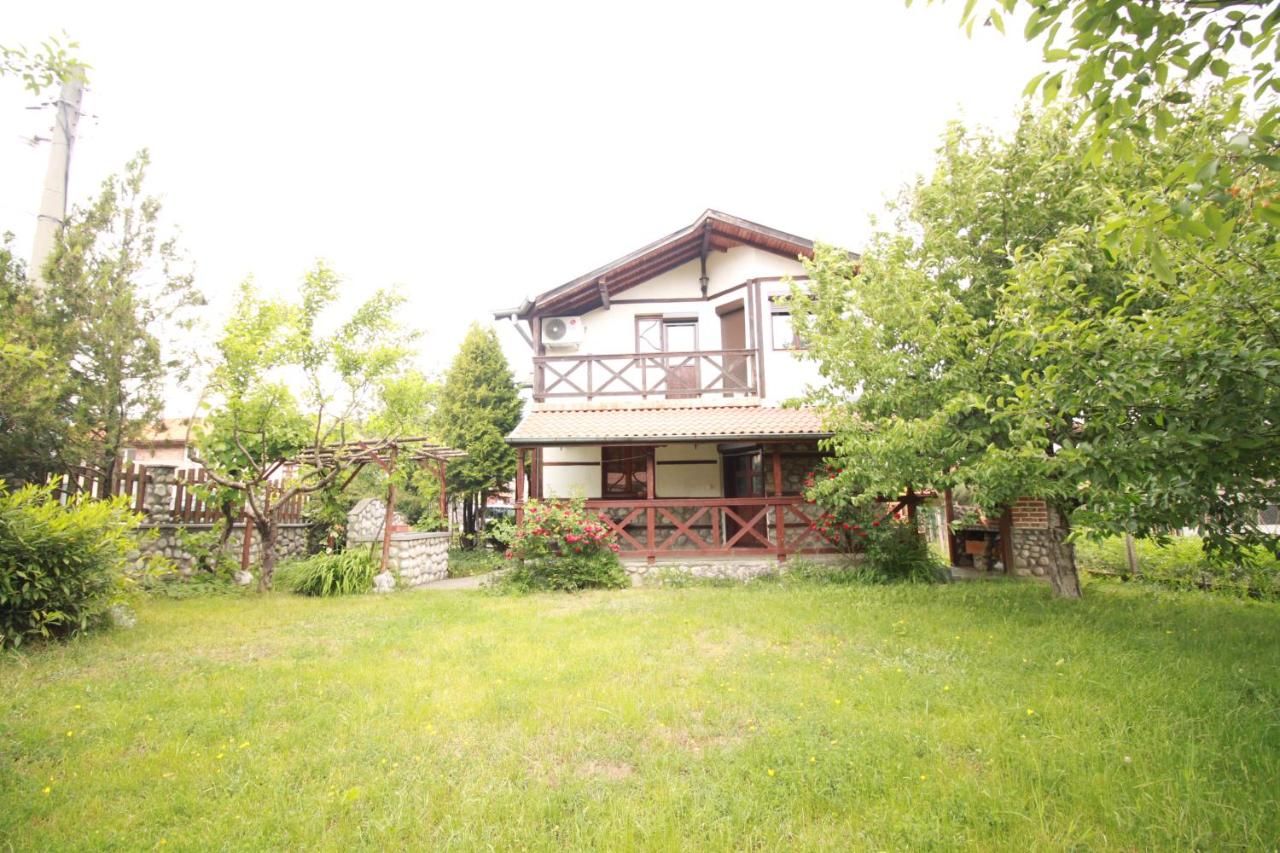 Дома для отпуска Guest House Gradina Баня-13
