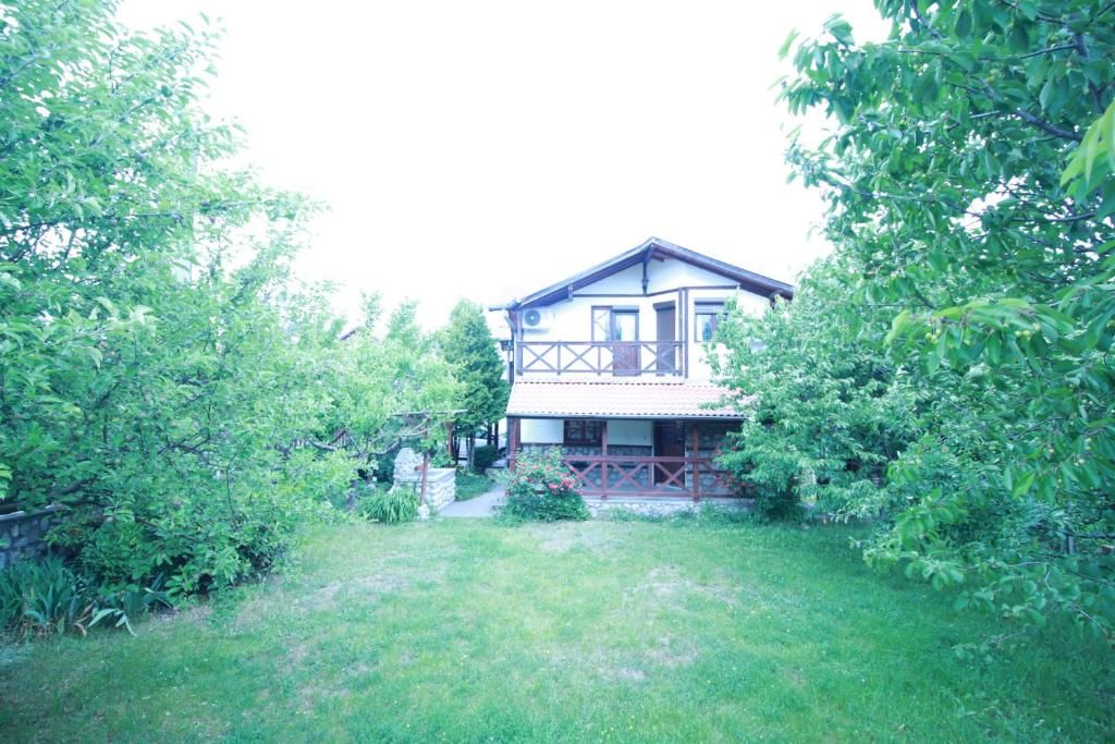 Дома для отпуска Guest House Gradina Баня