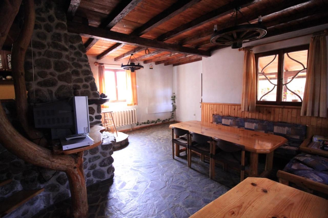 Дома для отпуска Guest House Gradina Баня