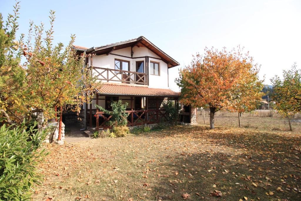 Дома для отпуска Guest House Gradina Баня