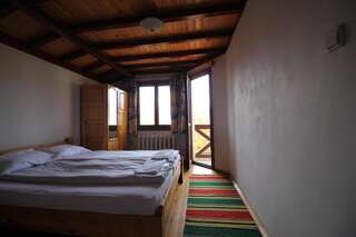 Дома для отпуска Guest House Gradina Баня Таунхаус с 3 спальнями-5