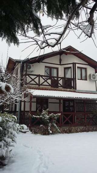 Дома для отпуска Guest House Gradina Баня Таунхаус с 3 спальнями-79