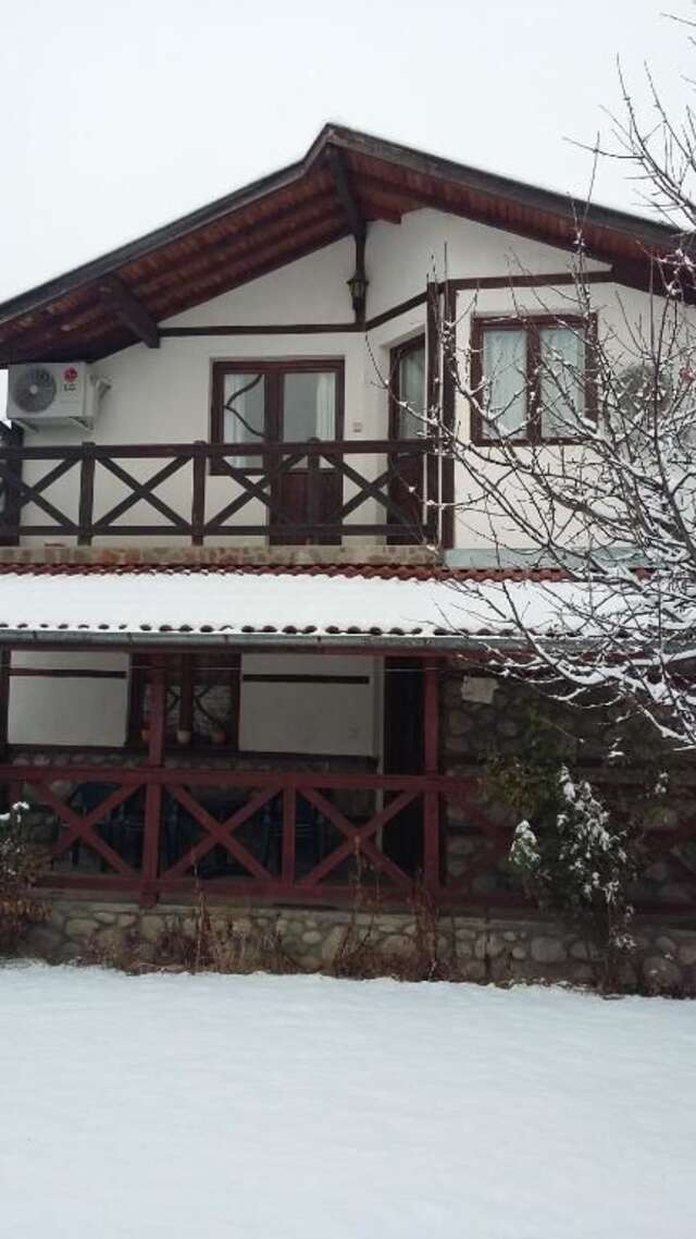Дома для отпуска Guest House Gradina Баня-79