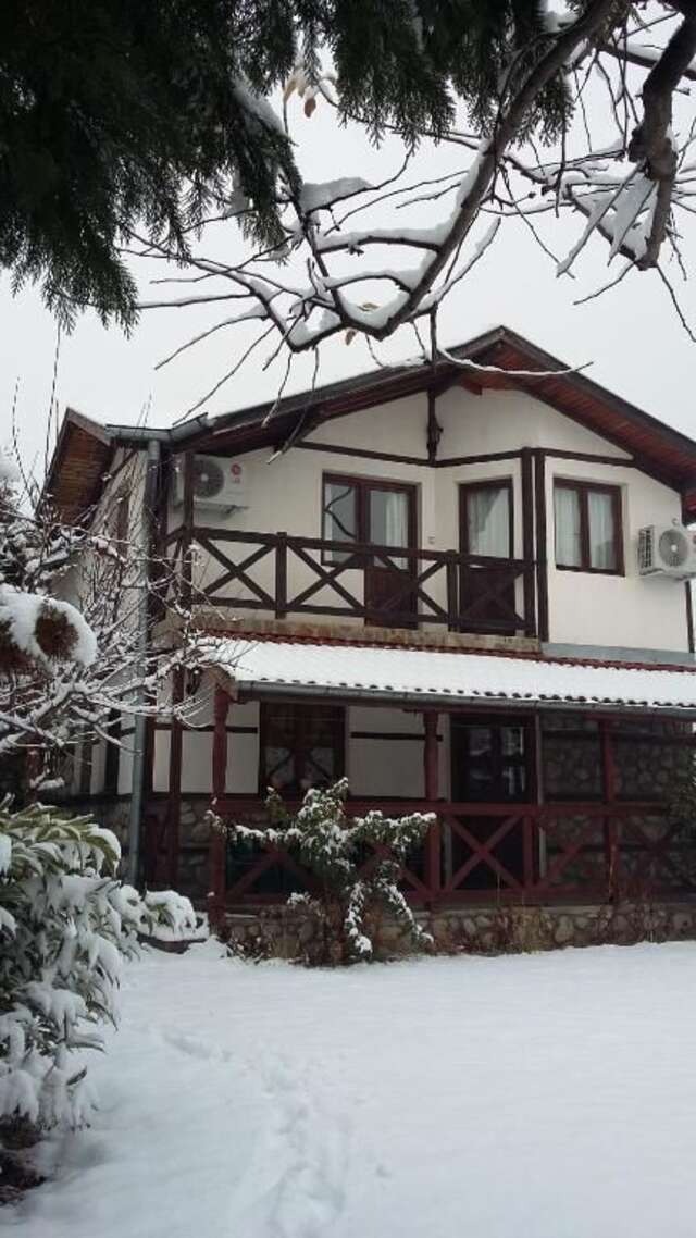 Дома для отпуска Guest House Gradina Баня-81
